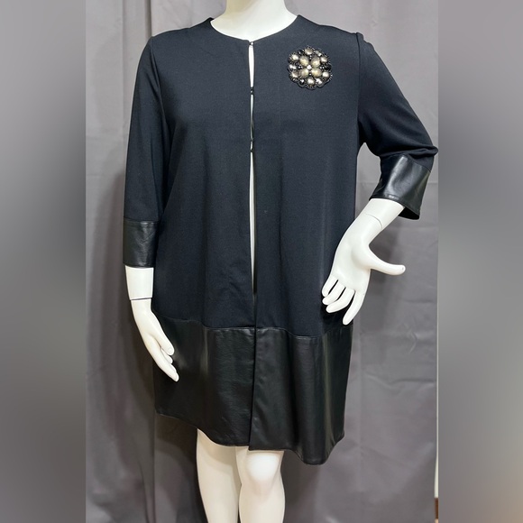 Dana  Buchman, beautiful long elegant top - Picture 1 of 3